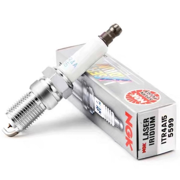 spark plug火花塞  ITR4A15 5599 Buick GL8 Regal 2.5 3.0